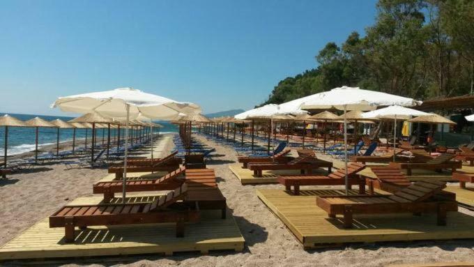 Burano Camping Beach-Bar Nea Thesi Kültér fotó